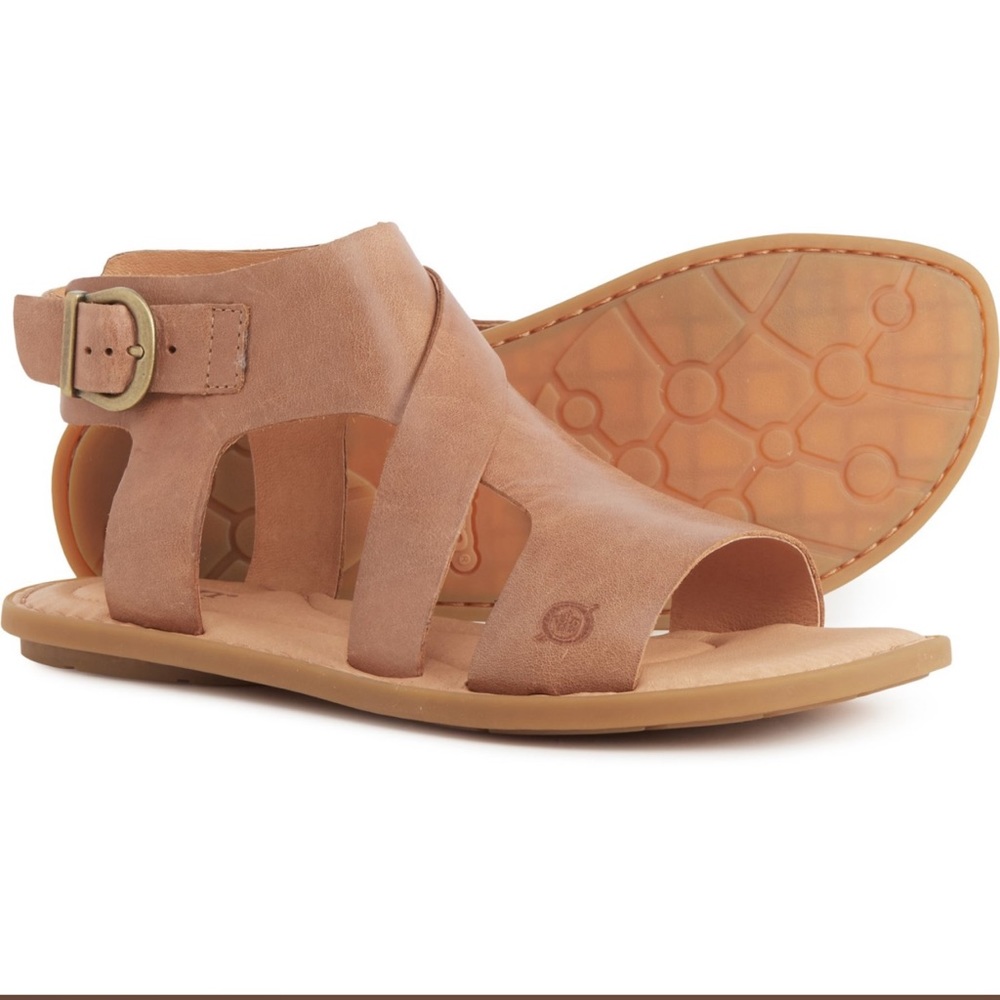 🎉LAST PIECE 🎉 Born Marlowe Buckle Sandals - Leather